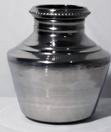 Silver Kudom (Silver Pot)